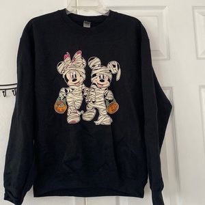 Halloween Mummy Mickey and Minnie Disney sweatshirt